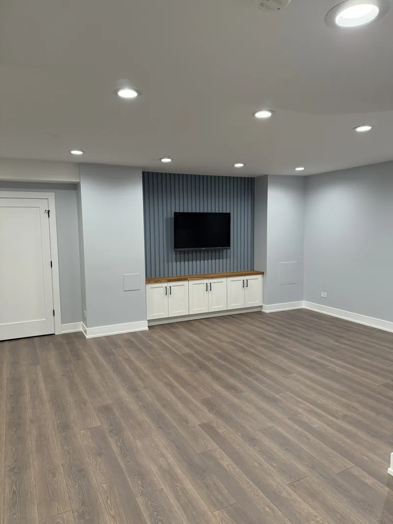 Basement remodel in Glenview, IL by Dream Home Services
