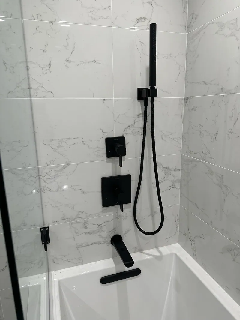 Bathroom remodel in Arlington Heights, IL by Dream Home Services