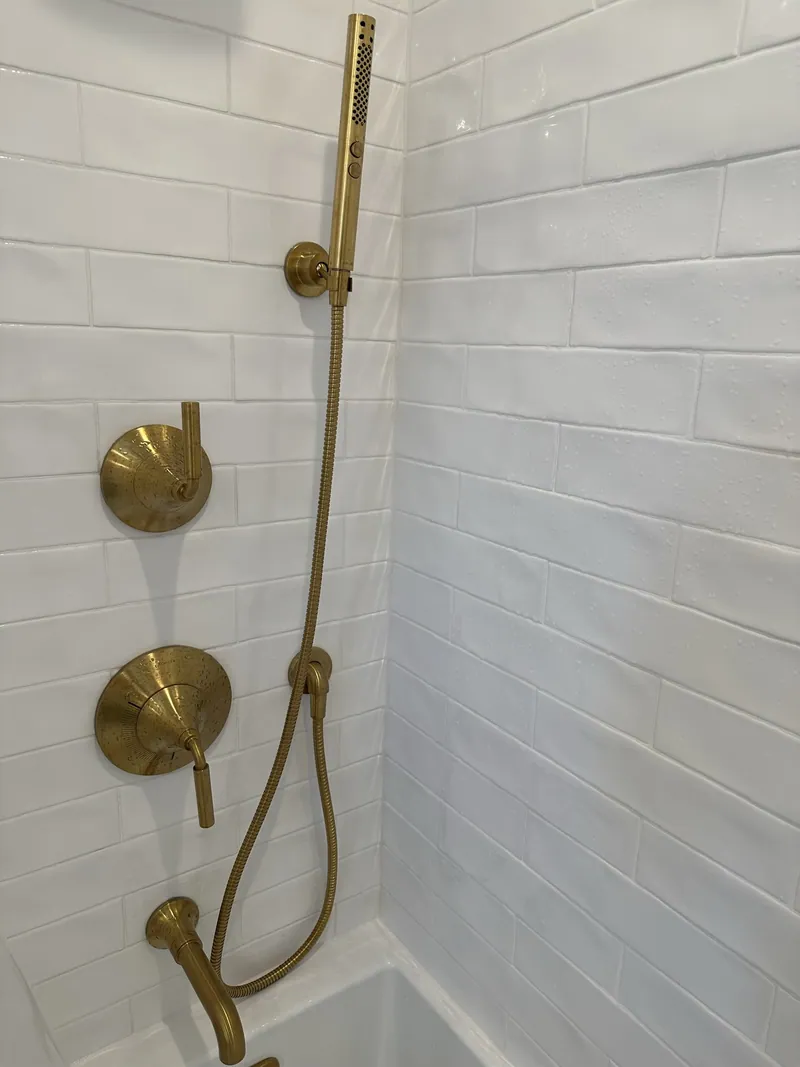 Bathroom remodel in Northbrook, IL — photo 3