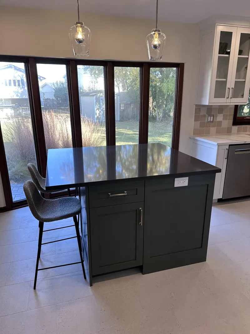 Kitchen remodel in Arlington Heights, IL — photo 2