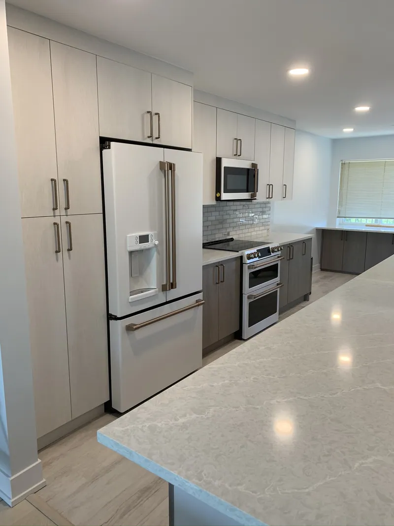 Kitchen remodel in Park Ridge, IL by Dream Home Services